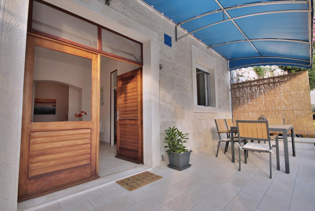 Apartment Zara 2 With Boat Place Міміце Екстер'єр фото